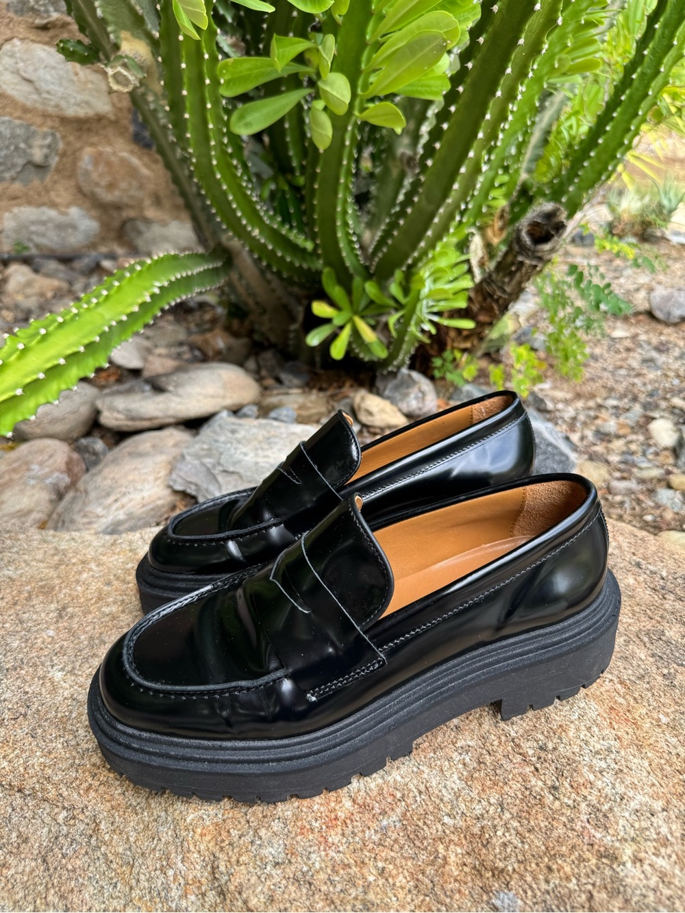 Thursday Boot Company Black Penny Loafers with Chunky Lug Sole Women’s Size 7.5